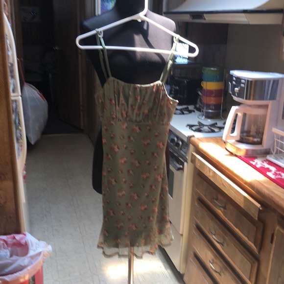 Pretty Lacey Dress by Sky & Sparrow - Picture 14 of 14